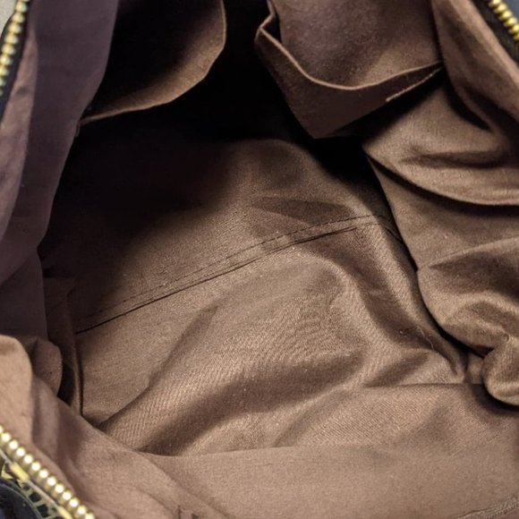 COPY - Ruffled Zebra Purse - Picture 4 of 5